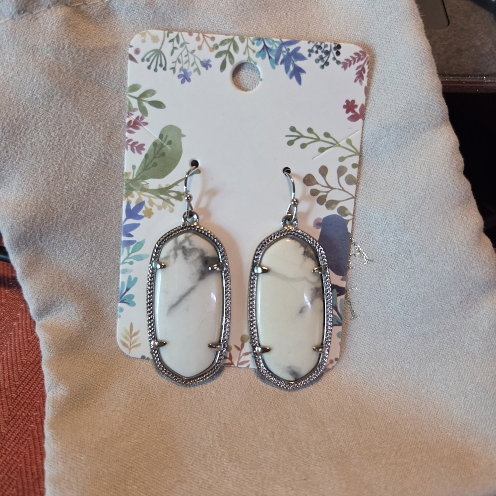Kendra Scott - "Elle" Drop Earrings